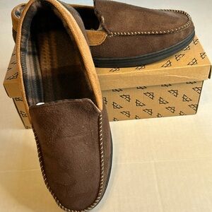 3/$25 NWOT Hanes Moccasin Slip On Slipper Indoor/ Outdoor Sole  Size XL 11/12